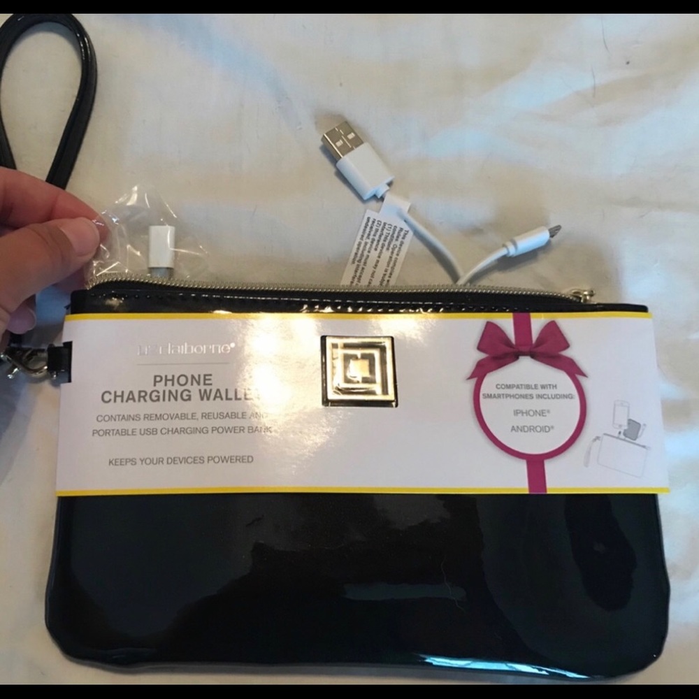 Liz Claiborne black patent leather clutch wallet